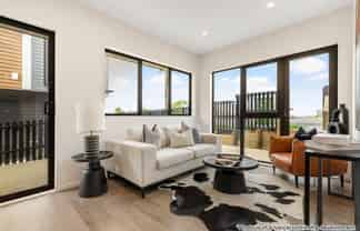 2/147B Carlisle Road, Northcross
