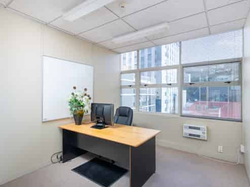 Invest in our future - vacant office floor