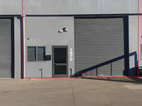 High-Profile Warehouse with Office 