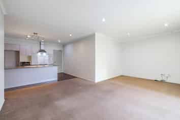 36A/132 Stancombe Road, Flat Bush