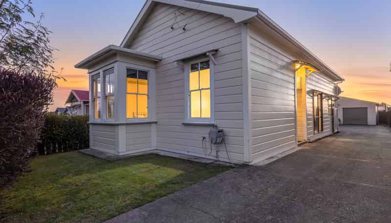 137 Cambridge Street, LEVIN