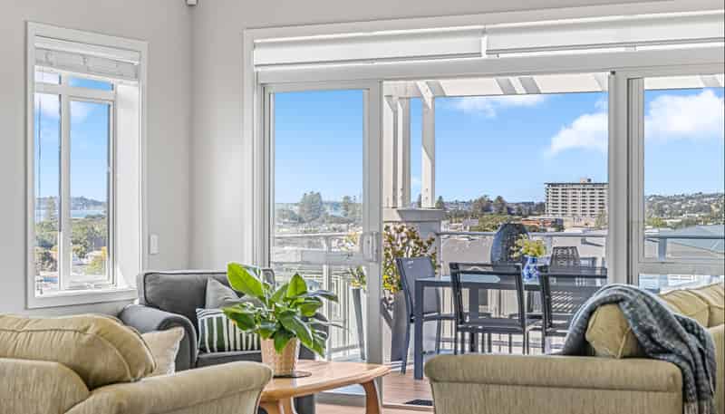 92 Landmark Terrace, Orewa