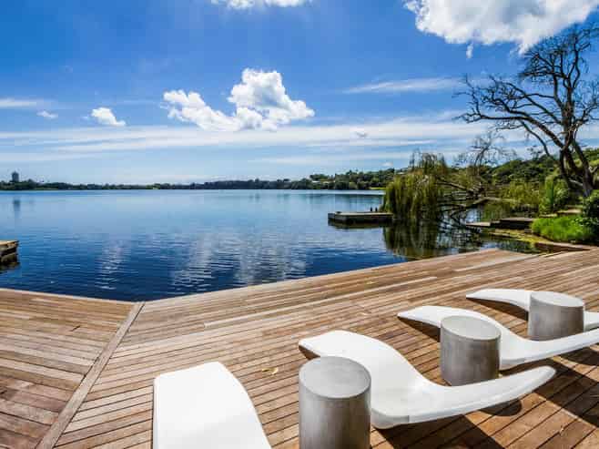  15 Lake View Road, Takapuna