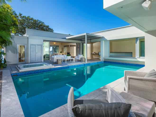  15 Lake View Road, Takapuna