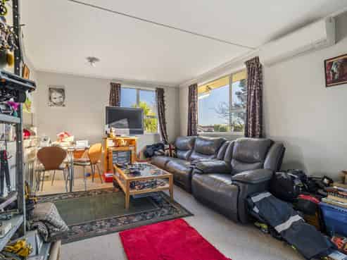 12A MacDonell Street, Hilltop