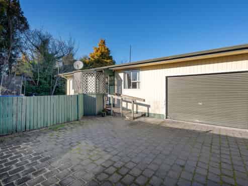 12B MacDonell Street, Hilltop