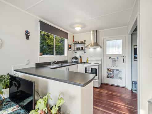 12B MacDonell Street, Hilltop