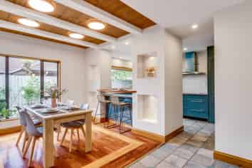 2/155 Yaldhurst Road, SOCKBURN