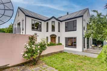 2/155 Yaldhurst Road, SOCKBURN