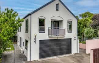 2/155 Yaldhurst Road, SOCKBURN