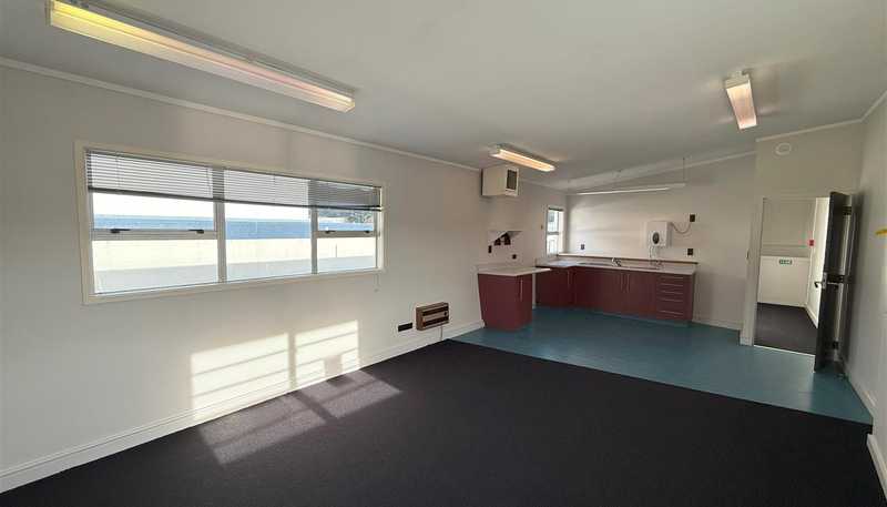  336 Cambridge Terrace, Naenae