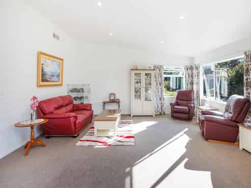  10A Shelton Place, Marton