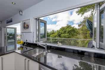 1/45 Farnham Street, Mornington