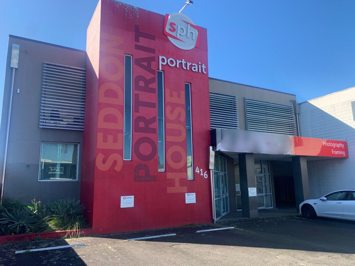 Standalone Stylish Office with Parking, Hamilton Central