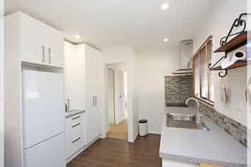 3A Dale Road, RAUMATI SOUTH