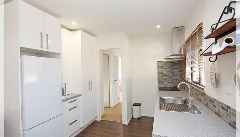 3A Dale Road, RAUMATI SOUTH