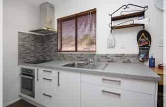 3A Dale Road, RAUMATI SOUTH