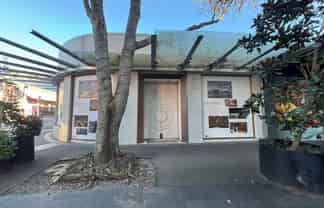 Retail Spaces Steps from Newmarket Station
