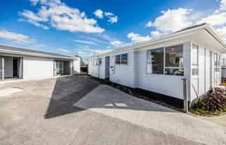 36 Flinders Place, Otara