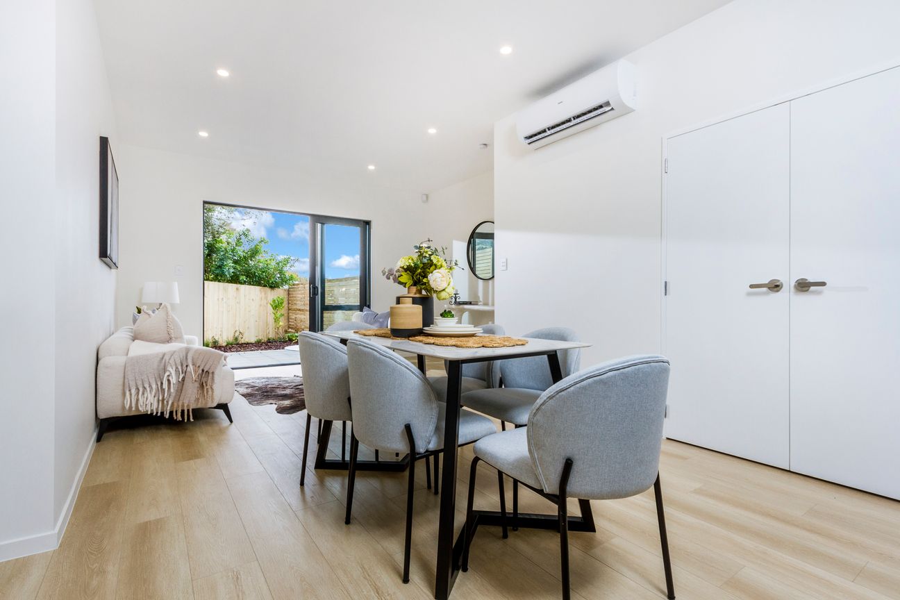 New Home, Fresh Contemporary Style in West Harbour - View 5