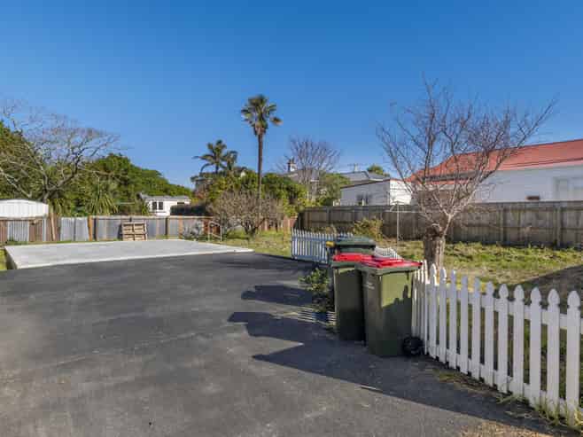 5 Manse Street, Hawera