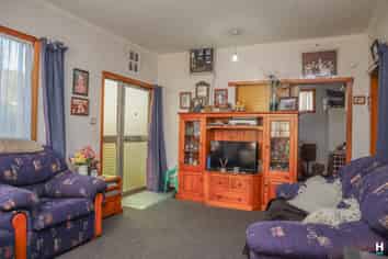 1 Ross Street, Dunollie