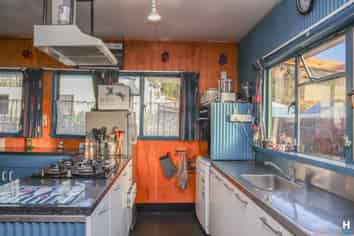 1 Ross Street, Dunollie