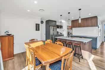 9 Martini Avenue, LEESTON