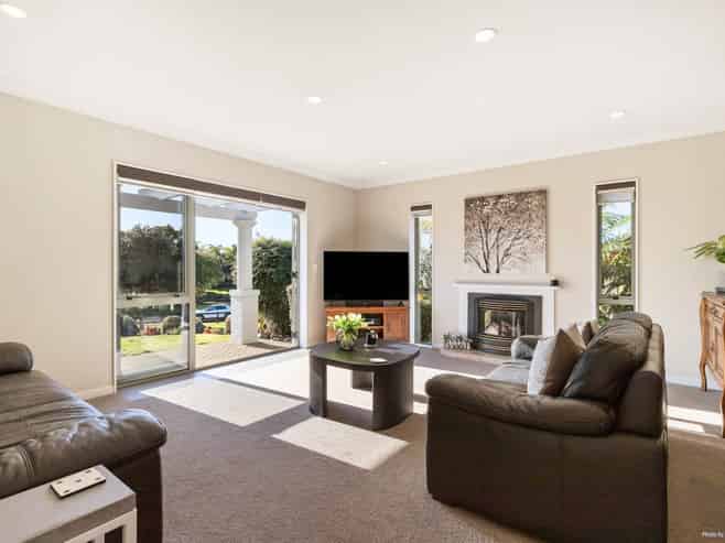 19  Village Fields Road, Waiau Pa