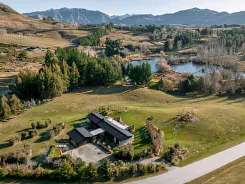 52 Threepwood Road, Lake Hayes