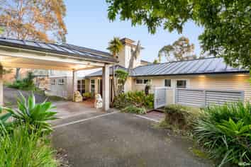 102 Kennedy Road, Dairy Flat