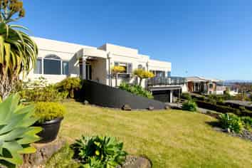 5 Downing Place, Welcome Bay