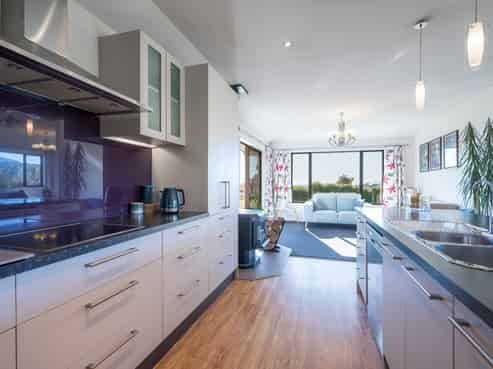 4 Moneymore Place, Wakefield