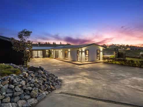 92 Tiro Kina Road, Tasman