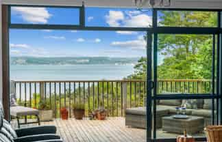 167 Summer Road, Tinopai