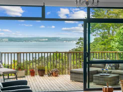 167 Summer Road, Tinopai