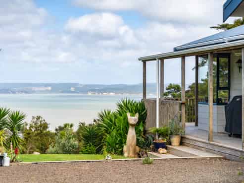 167 Summer Road, Tinopai