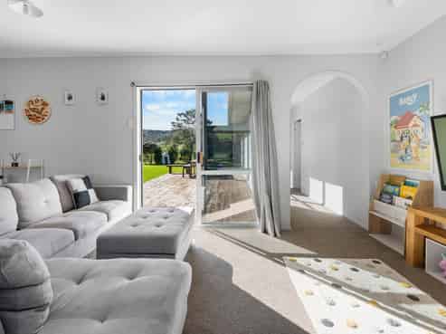 50 Awaroa Road, Helensville