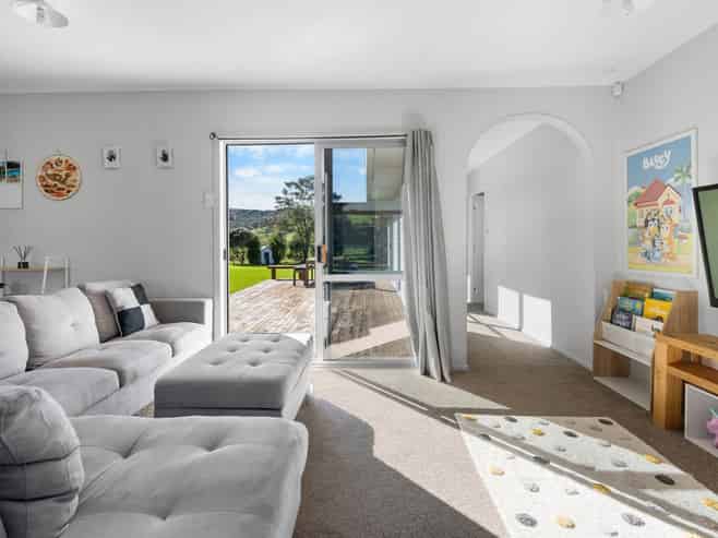 50 Awaroa Road, Helensville