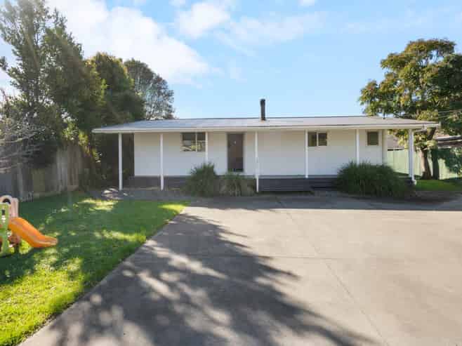 50 Awaroa Road, Helensville