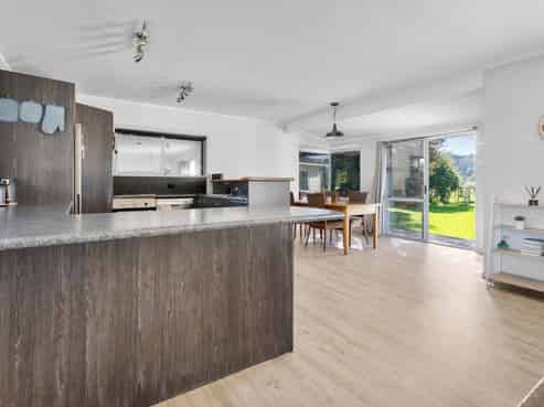 50 Awaroa Road, Helensville