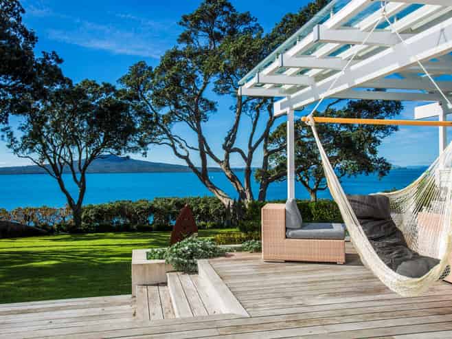  24 Hamana Street, Narrow Neck