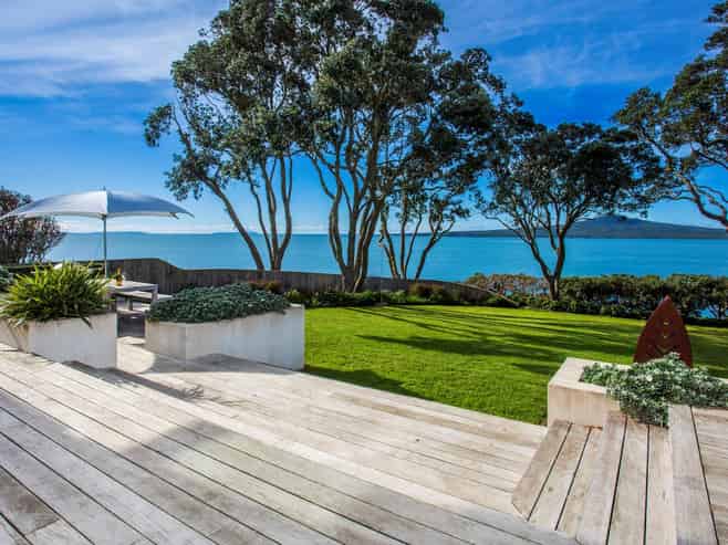  24 Hamana Street, Narrow Neck