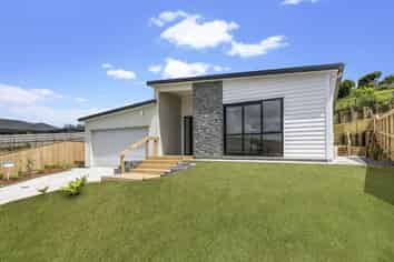 16 Awa Avenue, Helensville