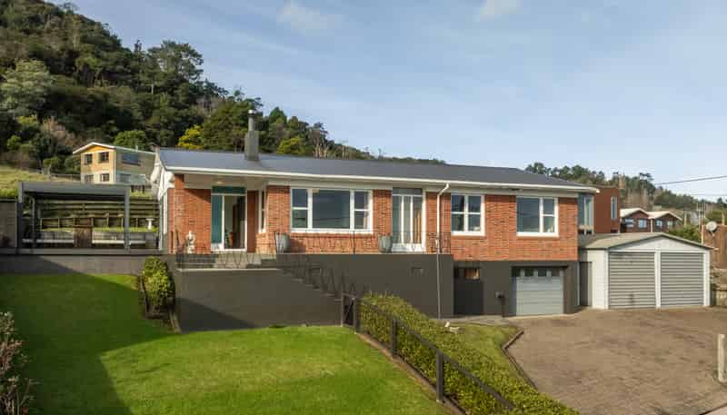 306 Hill Street, Thames