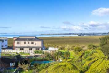4/28 Brickworks Bay Road, Hobsonville