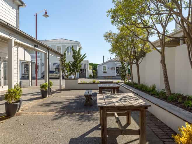 Prime Commercial Premises for lease