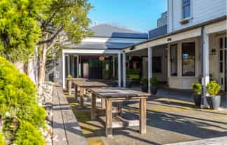 Prime Commercial Premises for lease
