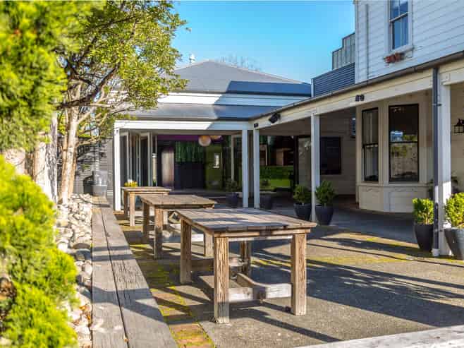 Prime Commercial Premises for lease
