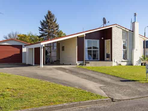 2 Leeds Place, Solway